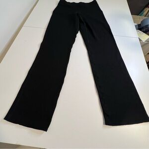 Women's Black hiking pants Pants with side zipper pockets and waist band pocket